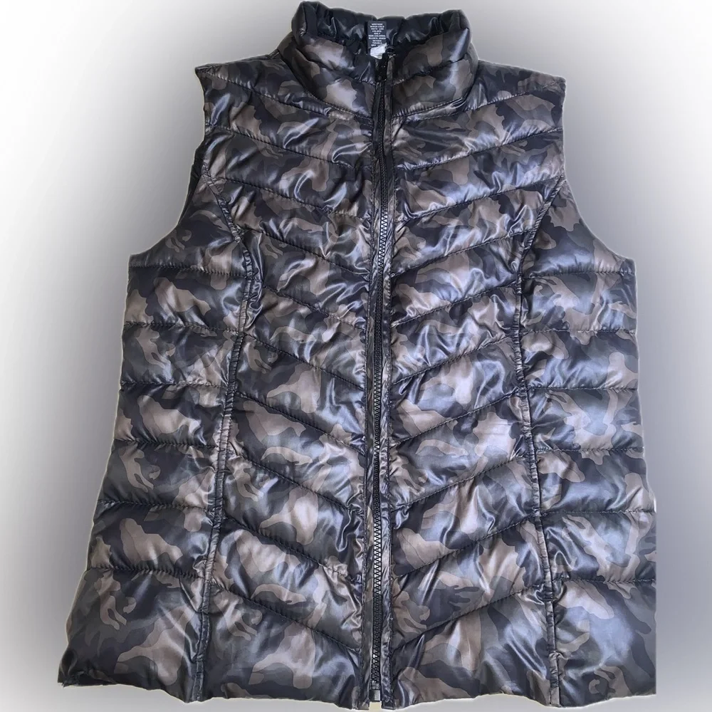 Dark Camouflage Army Quilted Zip Puffer Vest S Street Preppy Grunge Cozy INC - Picture 5 of 8